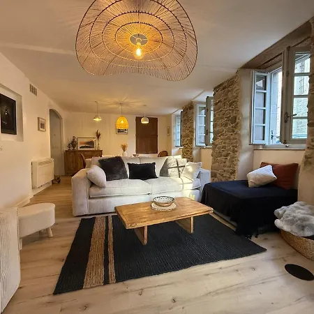 La Belle Auroise * أرو