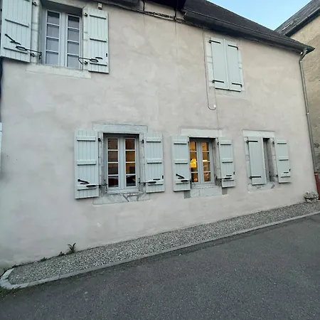 بيت للعطل La Belle Auroise أرو