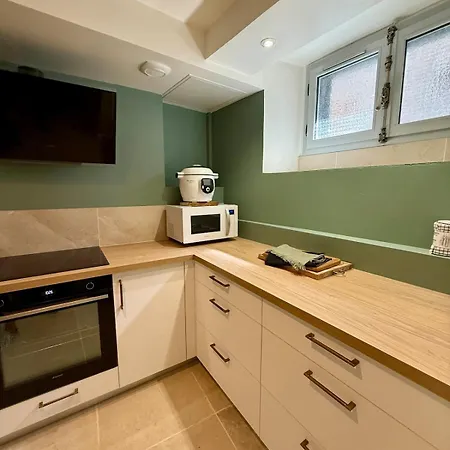 La Belle Auroise * أرو