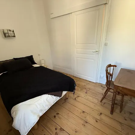 La Belle Auroise بيت للعطل *